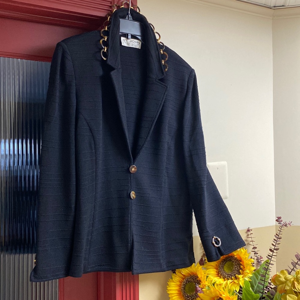 St John Gorgeous Black Stretch Logo Button Blazer - Gem